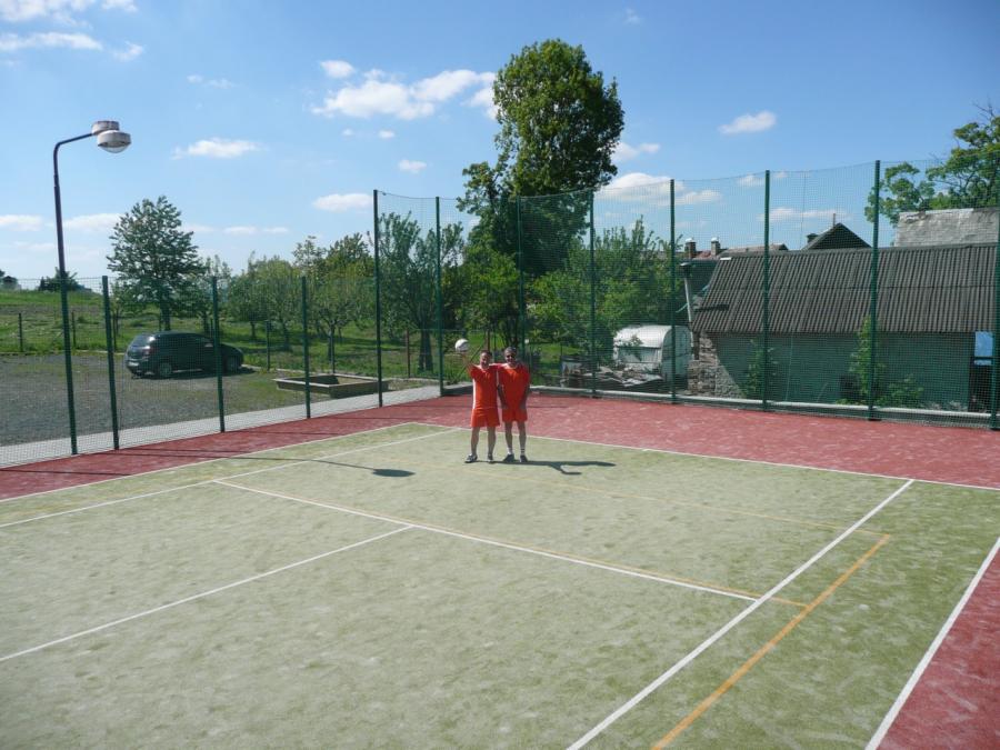 Nohejbalový turnaj dvojic - 5.6.2010 Nohejbalový turnaj dvojic - 5.6.2010