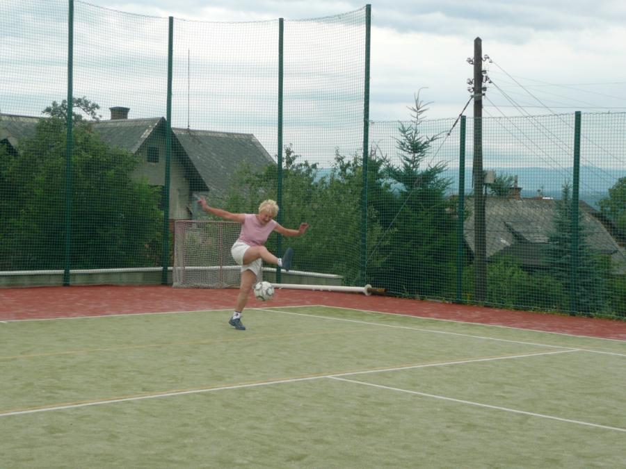 12. ročník Nohejbalového turnaje trojic o putovní pohár starosty obce - 17.7.2010 12. ročník Nohejbalového turnaje trojic o putovní pohár starosty obce - 17.7.2010